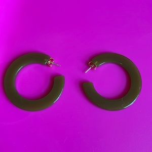 Statement Hoops